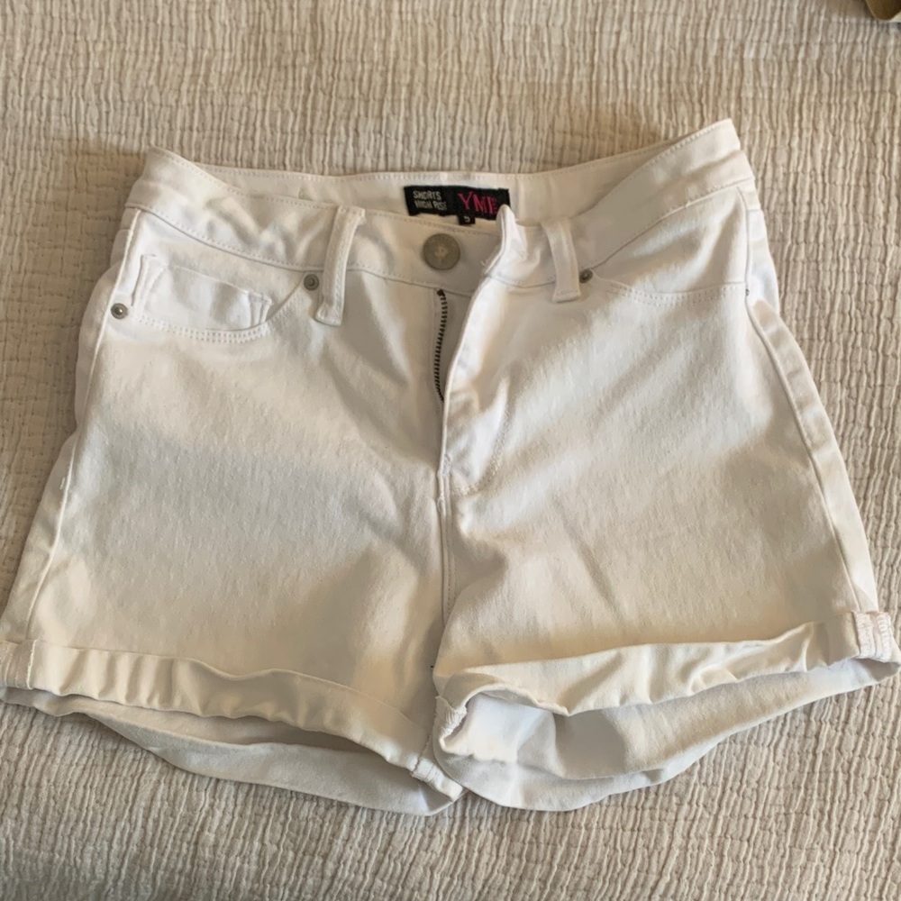 White Jean shorts high rise